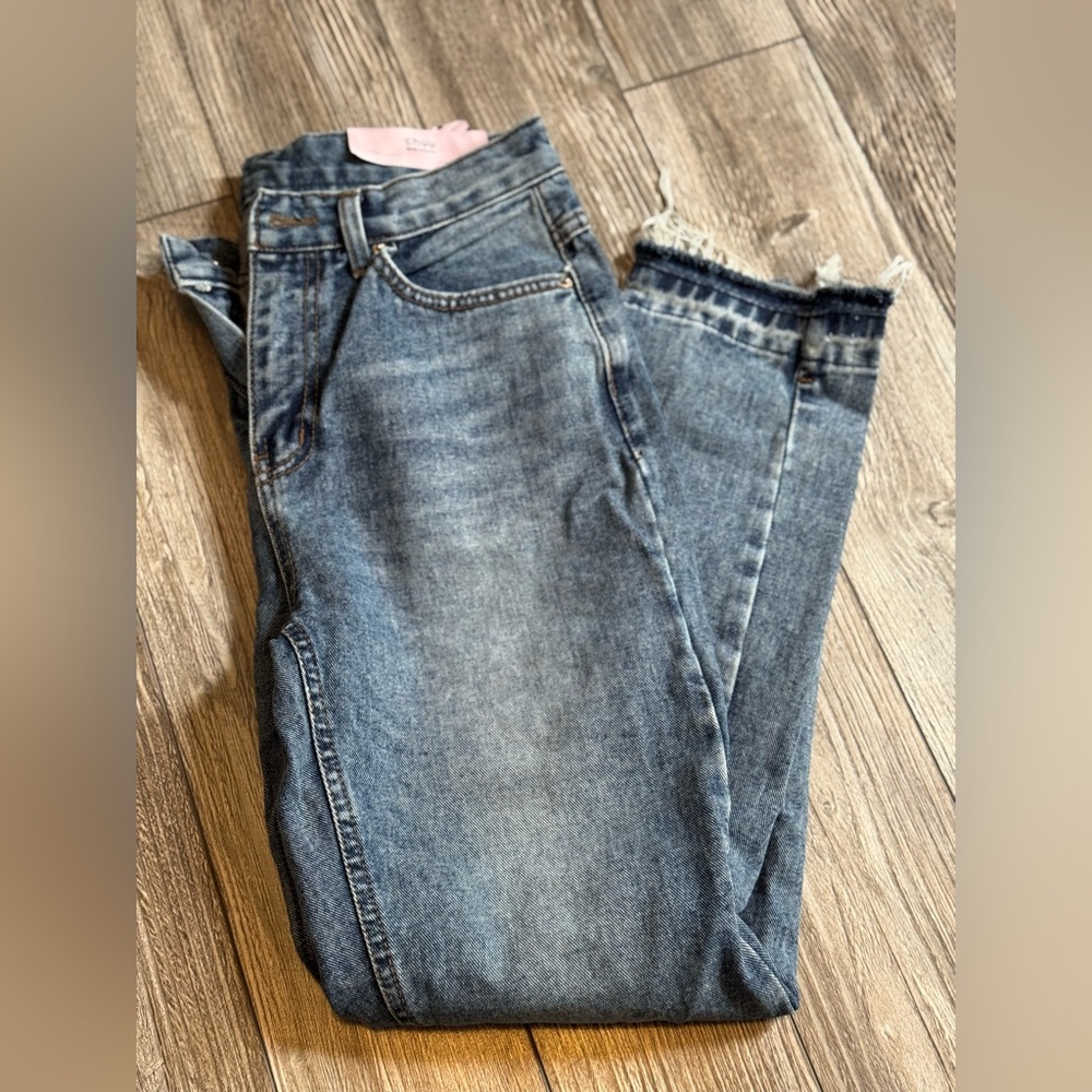 Chuu Women's Blue Jeans